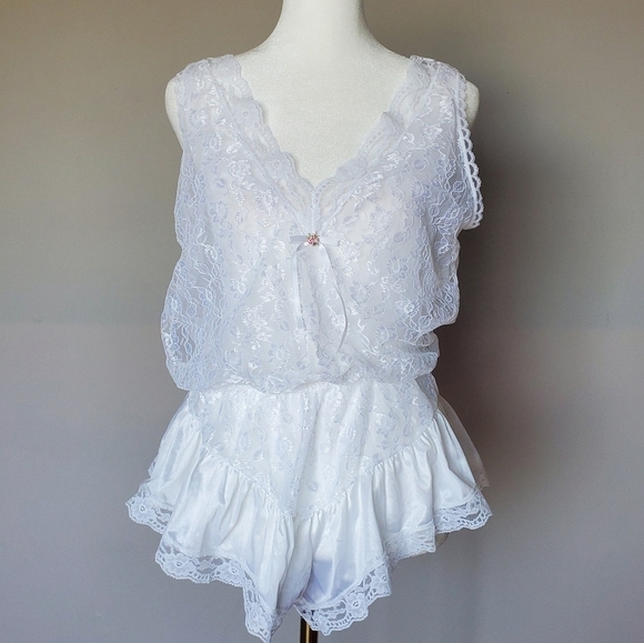 CINEMA ETOILE Vintage Lace Sheer Chemise Teddy Onsie White Ruffles Size S - Picture 1 of 10